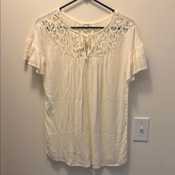 Maurices Tops - NWT Maurice’s White crochet Women's Top size XS